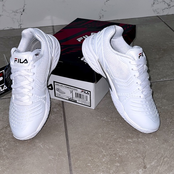 Fila Women's Axilus 2 Energized Tennis Shoes White Size 7 NIB - Picture 7 of 9